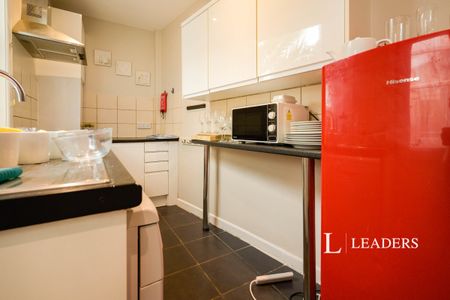 2 bedroom apartment to rent Orchard Road, PO4 - Photo 2