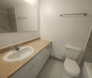 Loft à louer semi-meublé au centre-ville (chauffage inclus) - Photo 3