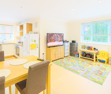 Dale Road, SO16 - Photo 2