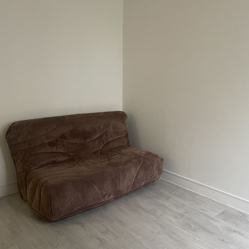 Location Appartement 2 pièces 23m² MAUZE SUR LE MIGNON 79210 - Photo 1