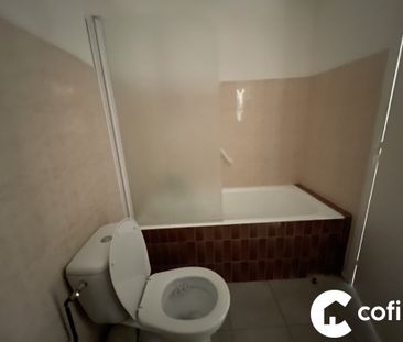 Location Appartement 2 pièces 38m² OLORON STE MARIE 64400 - Photo 6