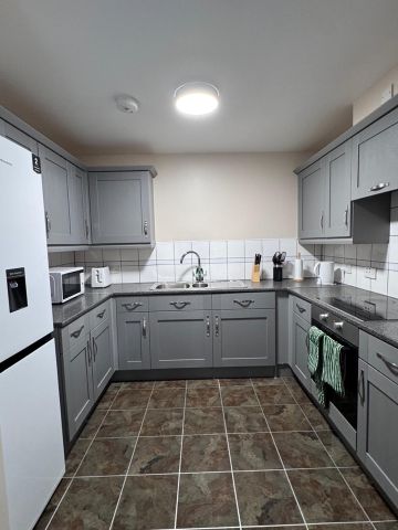 2 Bed Flat, Gean Court, N11 - Photo 3