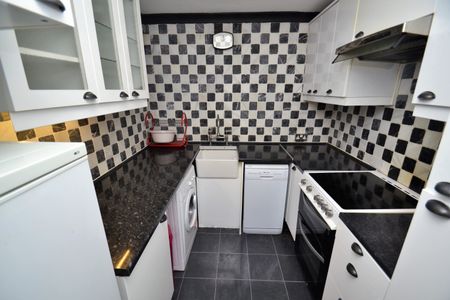1 bed flat to rent in Ingram Street, Glasgow, G1 1 - Photo 4