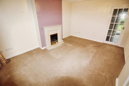 3 bedroom detached house to rent - Photo 3