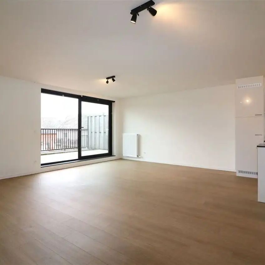 Leuk app.in landelijke stijl met 2 slpk., autostaanplaats en terras - Foto 1