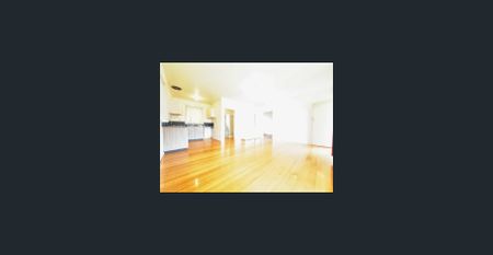 4-Bedroom Family Home - Photo 3