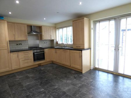 3 bedroom townhouse to rent - Photo 4