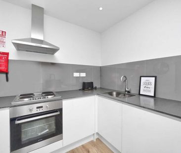 Studio to rent - Photo 5