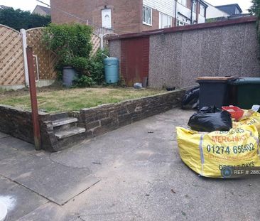3 bedroom semi-detached house to rent - Photo 5