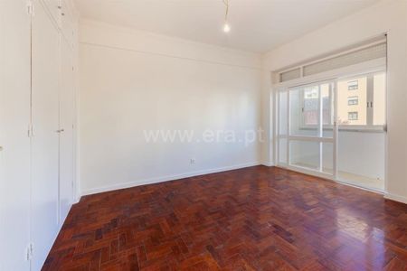 Apartamento T4 em Lisboa - Photo 3