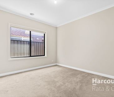 Family Home with Home Business - Photo 4