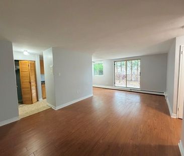 For Lease - 76 Vanier Drive Unit# 101, Chatham-Kent, Ontario - Photo 1