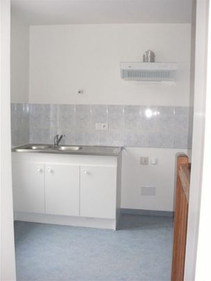 Location Appartement 2 pièces 32m² ISIGNY SUR MER 14230 - Photo 1