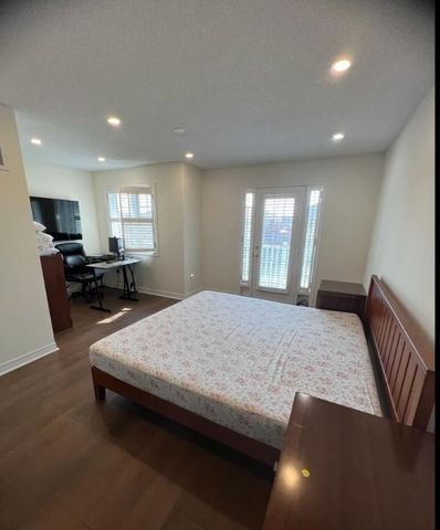 For Lease - 311 Oaktree Circle, Mississauga, Ontario - Photo 3