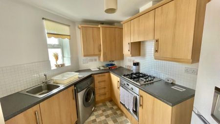 Huxley Court, Stratford-upon-Avon - Photo 2