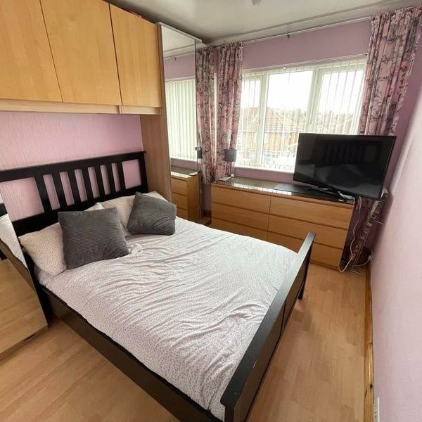 3 Bed Semi-Detached House, Oundle Road, B44 - Photo 1