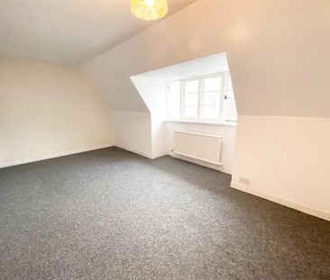 3 bedroom maisonette to rent - Photo 1