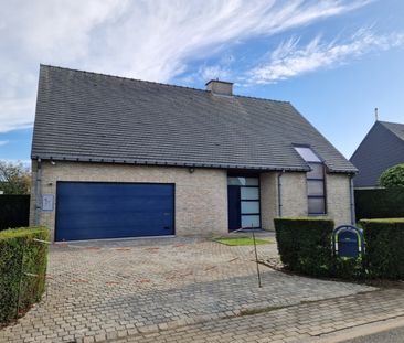 Prachtige villa met 4 slaapkamers, grote tuin en dubbele garage. - Foto 1