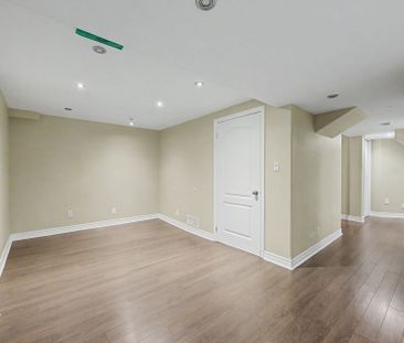 For Lease - 149 Deerwood Crescent, Richmond Hill, Ontario - Photo 5