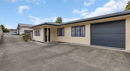 Close to Hospital - Photo 4