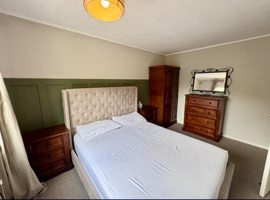 2 Bed Flat, Redcliffe Road, NG3 - Photo 1