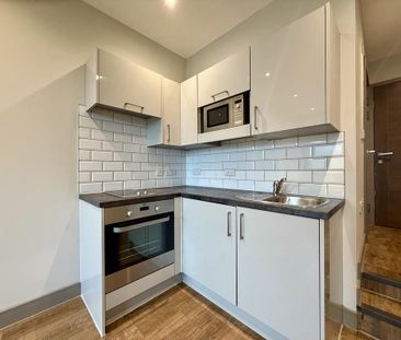 Studio to rent - Photo 1