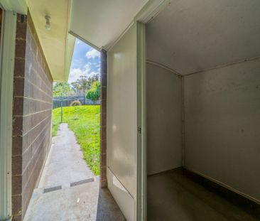 Neat and Comfortable Home - Photo 6