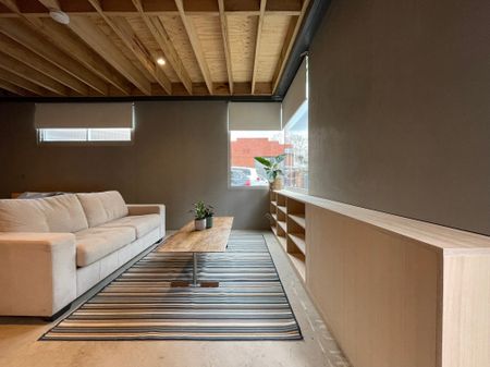 North Melbourne - Photo 3