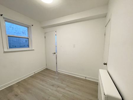 For Lease - 1980 EGLINTON Avenue Unit# Upper Level, Toronto, Ontario - Photo 2