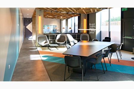 Premium Ensuite - Photo 2