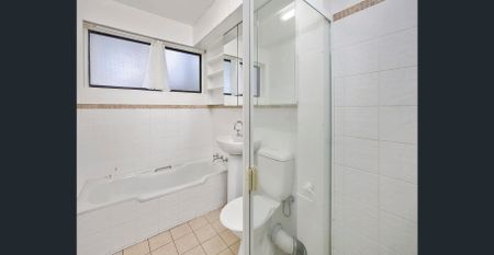 Modern two bedroom apartment - Photo 4