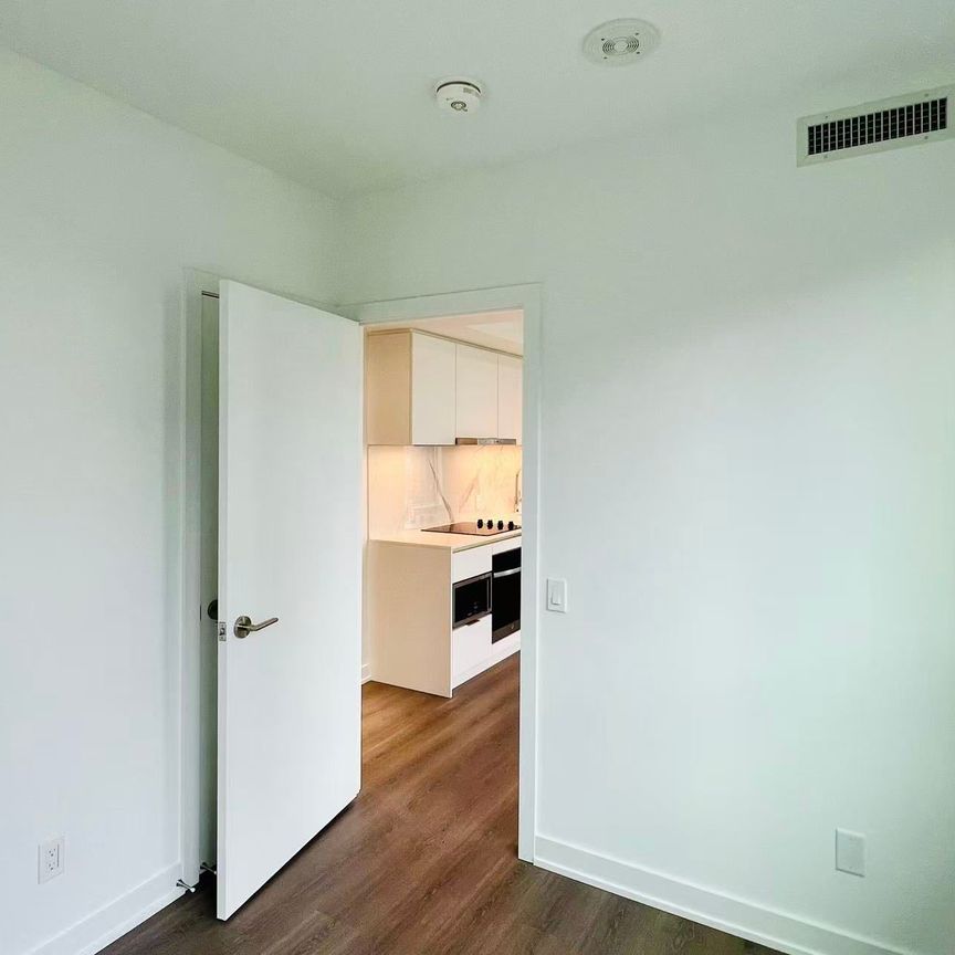 For Lease - 8 Wellesley Street Unit# 2916, Toronto, Ontario - Photo 1