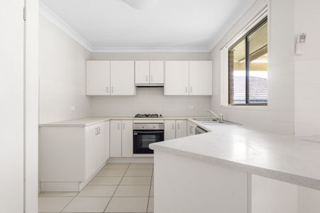 Brick Family Home - Photo 2