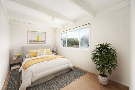 Spacious Family Rental in a Prime Moss Vale Location - Photo 3