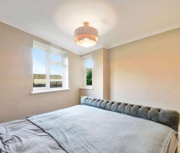 Avon Road, Upminster, Essex, RM14 - Photo 5