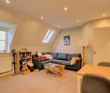 2 BED Flat To rent - Photo 1