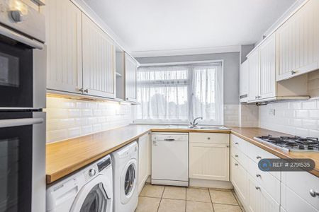 2 bedroom flat to rent - Photo 5