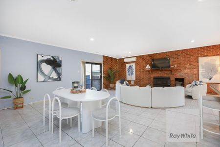 Spacious Family Living - Photo 5