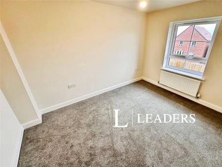 3 bedroom semi-detached house to rent - Photo 2