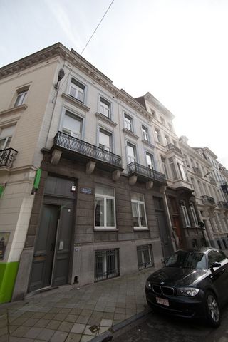 Möbliertes Studio in Brüssel Schuman, EU District - Photo 4