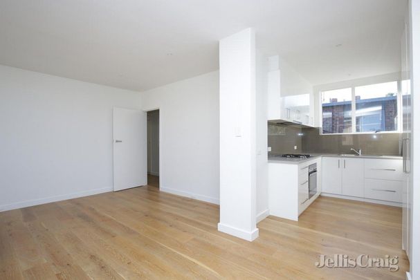 12/145 Walsh Street, South Yarra - Photo 1