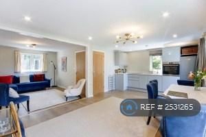 3 bedroom detached house to rent - Photo 2