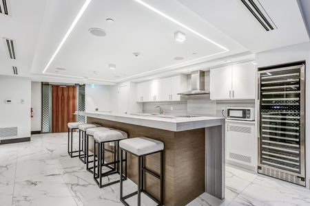 For Lease - 15 Queens Quay Street Unit# 1808, Toronto, Ontario - Photo 2