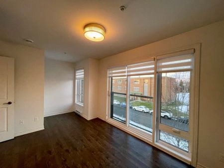 Appartement à louer - Longueuil (Saint-Hubert) (Sir-Wilfrid-Laurier) Appartement à louer - Longueuil (Saint-Hubert) (Sir-Wilfrid-Laurier) - Photo 2
