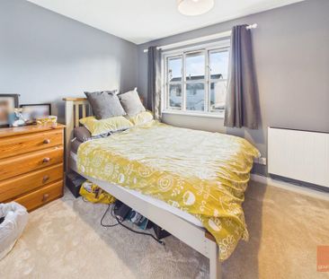 2 bedroom semi-detached house to rent - Photo 4