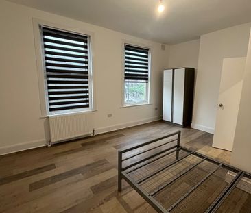 10 Bed Terraced House, Endymion Road, N4 - Photo 5