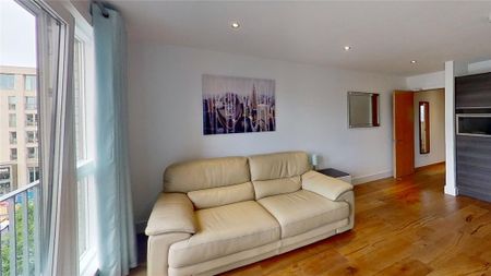 1 bedroom flat to rent - Photo 2