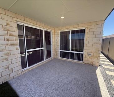 23 Drysdale Gardens, Wandi - Photo 6