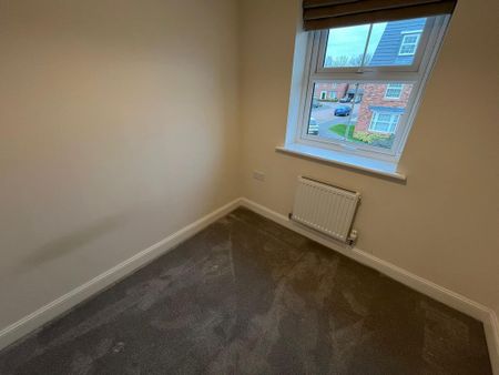 3 bedroom semi-detached house to rent - Photo 4