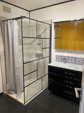Location Appartement 3 pièces 82m² ALBI 81000 - Photo 5